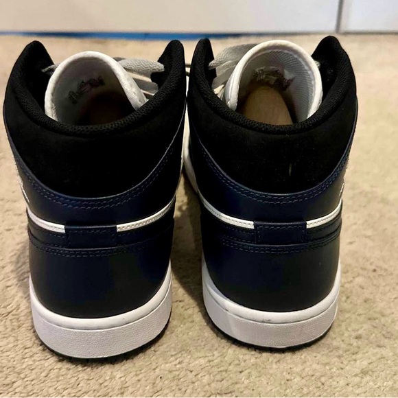 Men’s Jordan 1 Mid Armory Navy Size 11.5 - Picture 4 of 6